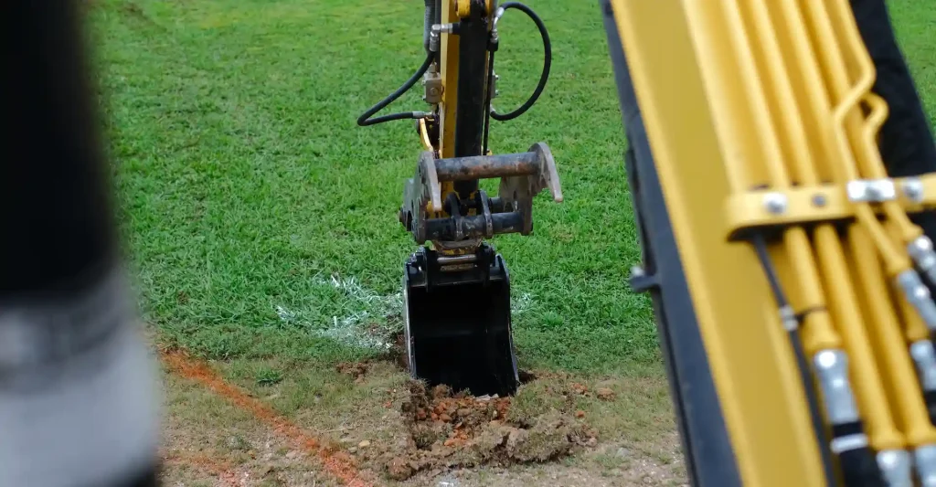 excavator digging in jasper
